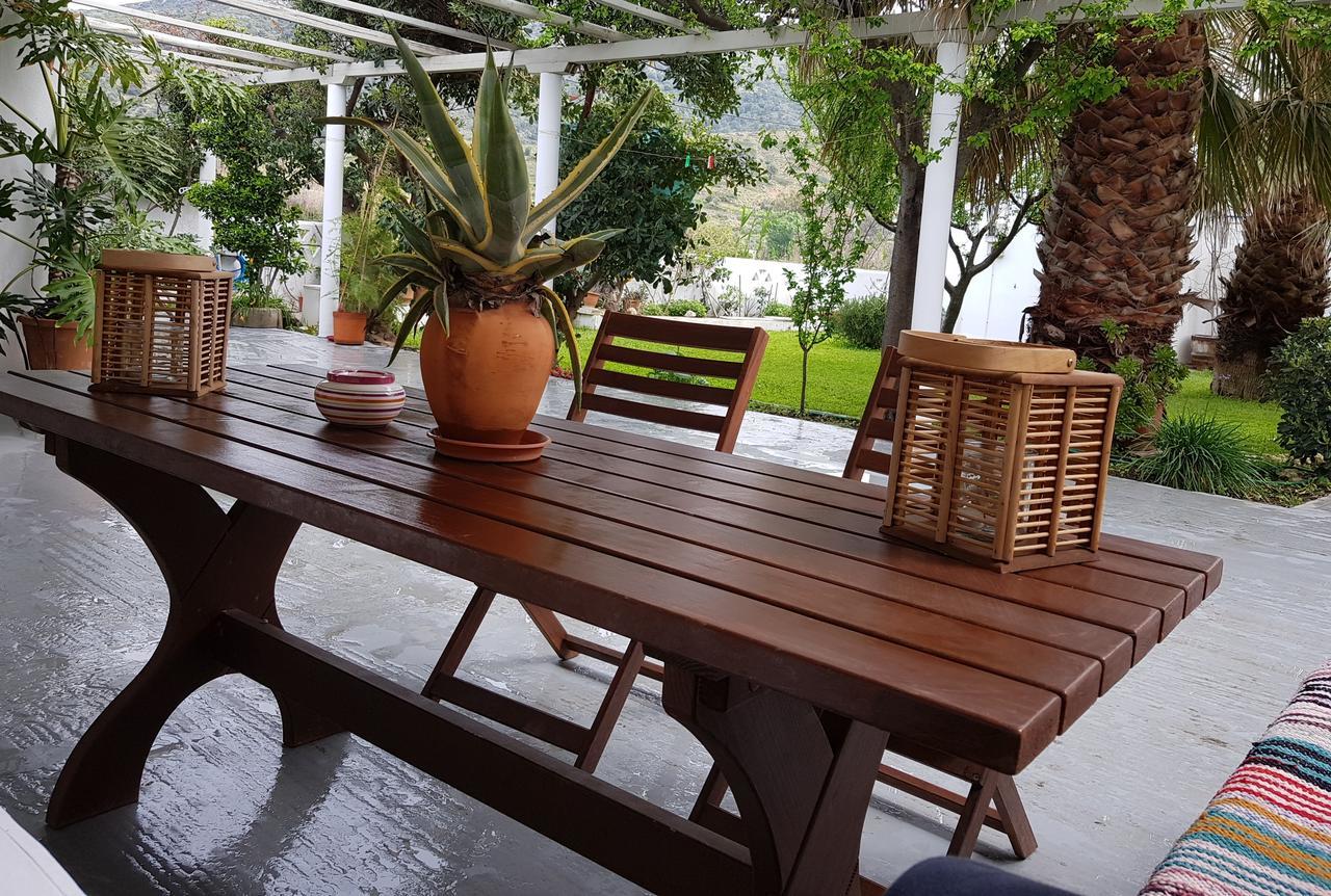 Theo'S Vacation Home Skyros Exterior foto